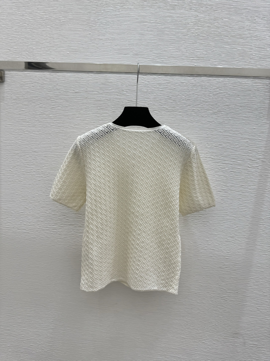 🆕CH家🆕 春夏新款 纯色简约圆领针织短袖颜色：白色 尺码：36.38.40