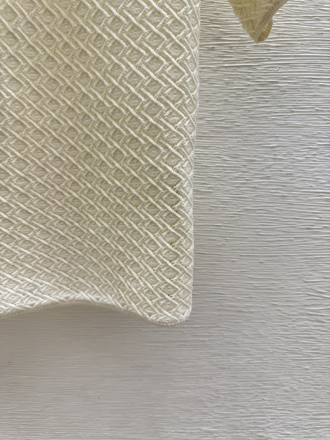 🆕CH家🆕 春夏新款 纯色简约圆领针织短袖颜色：白色 尺码：36.38.40