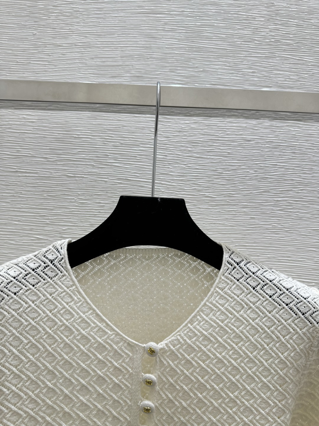 🆕CH家🆕 春夏新款 纯色简约圆领针织短袖颜色：白色 尺码：36.38.40