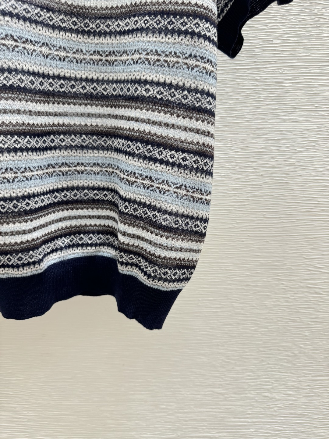 🆕CH家🆕 春夏新款 撞色条纹圆领针织短袖颜色：宝蓝尺码：36.38.40