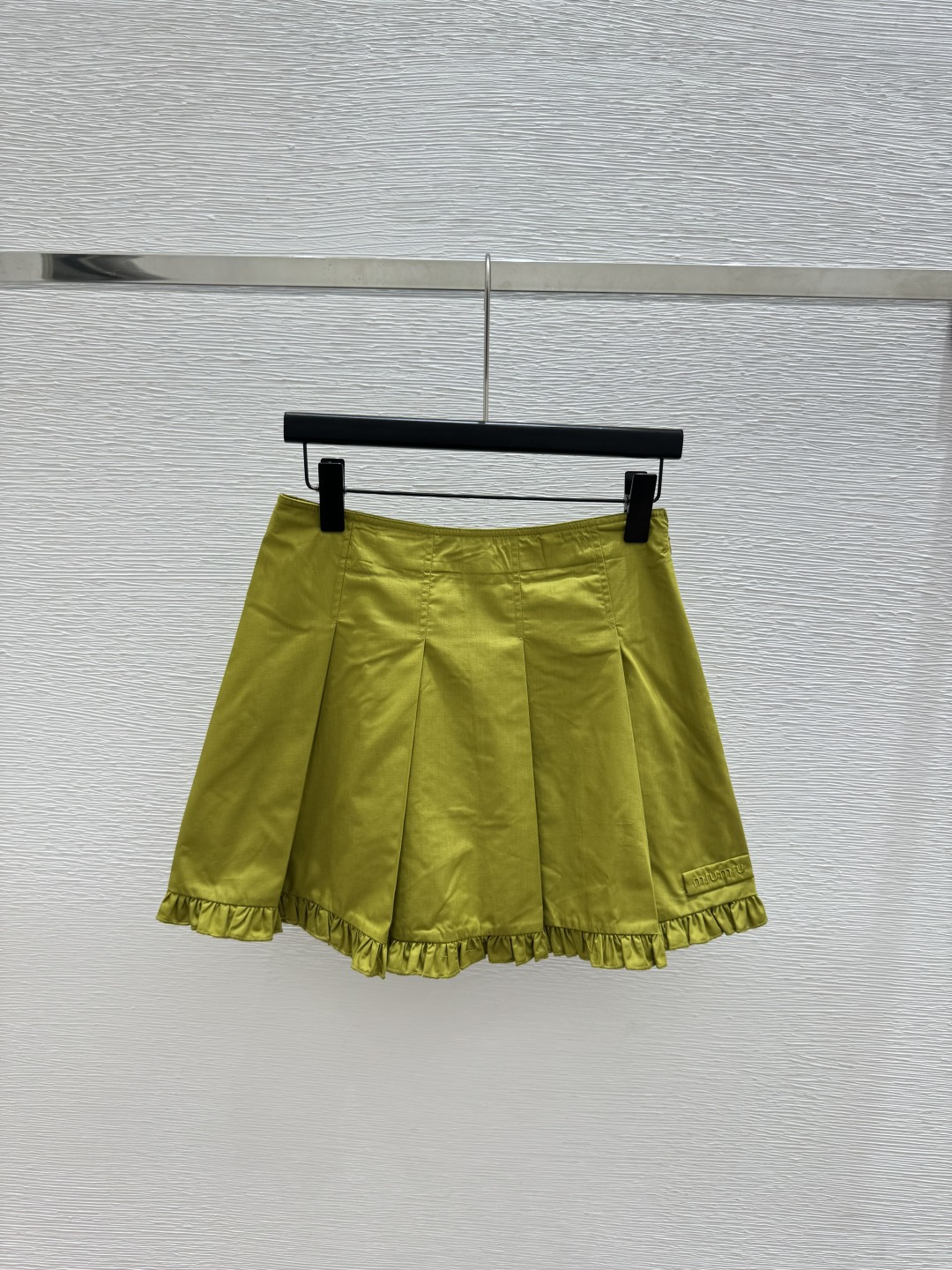 Miu Miu M家 春夏新款 纯色简约半裙