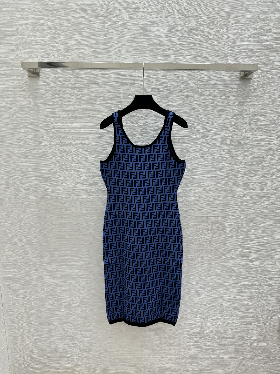 Fendi F家 春夏新款 撞色老花字母圆领针织背心裙