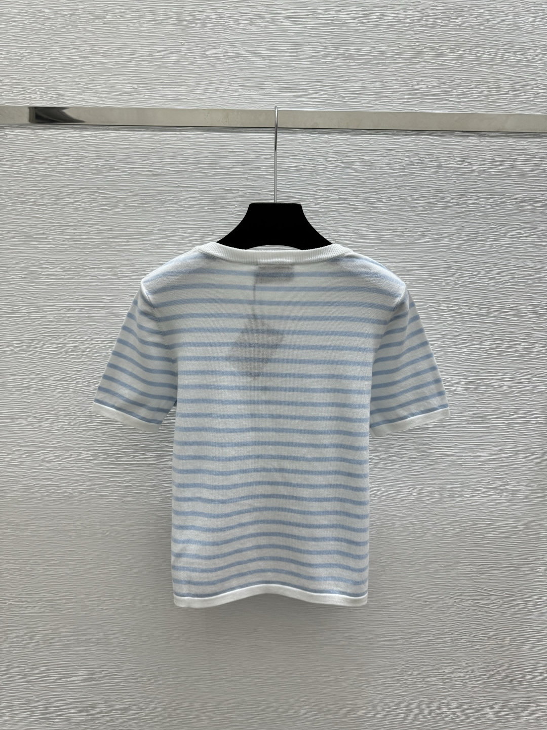 Prada P家 春夏新款 撞色条纹圆领针织短袖