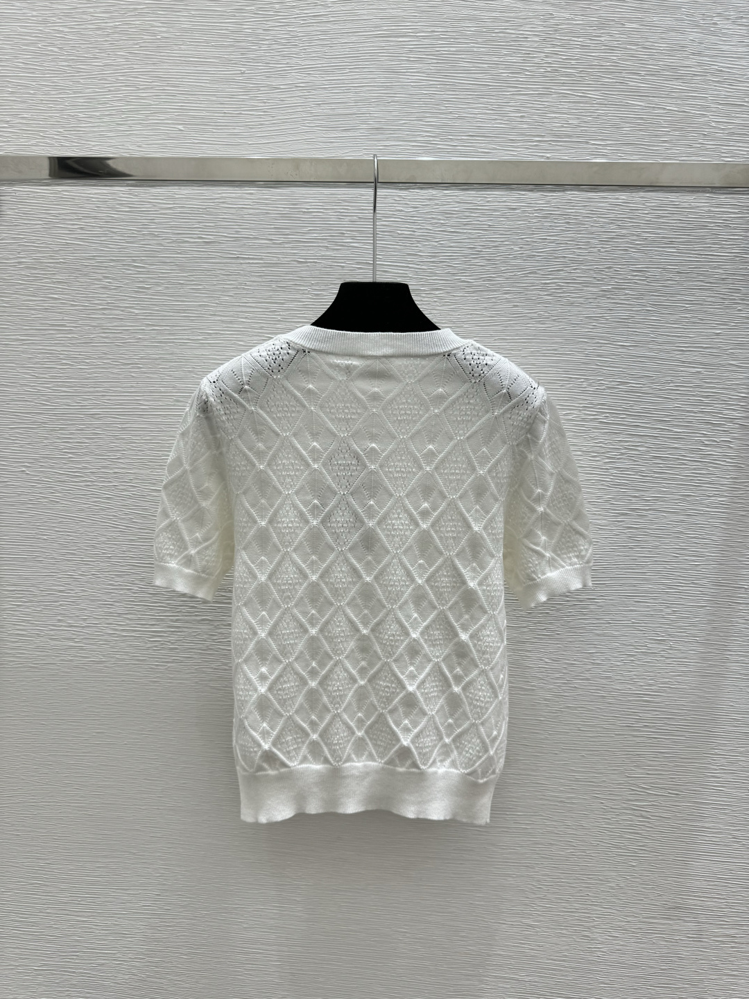 Chanel D家 春夏新款 纯色蝴蝶结菱格镂空圆领针织短袖