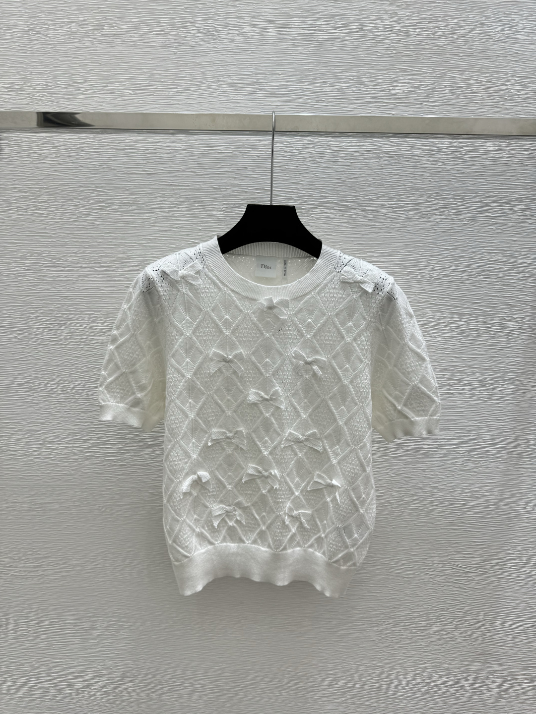Chanel D家 春夏新款 纯色蝴蝶结菱格镂空圆领针织短袖