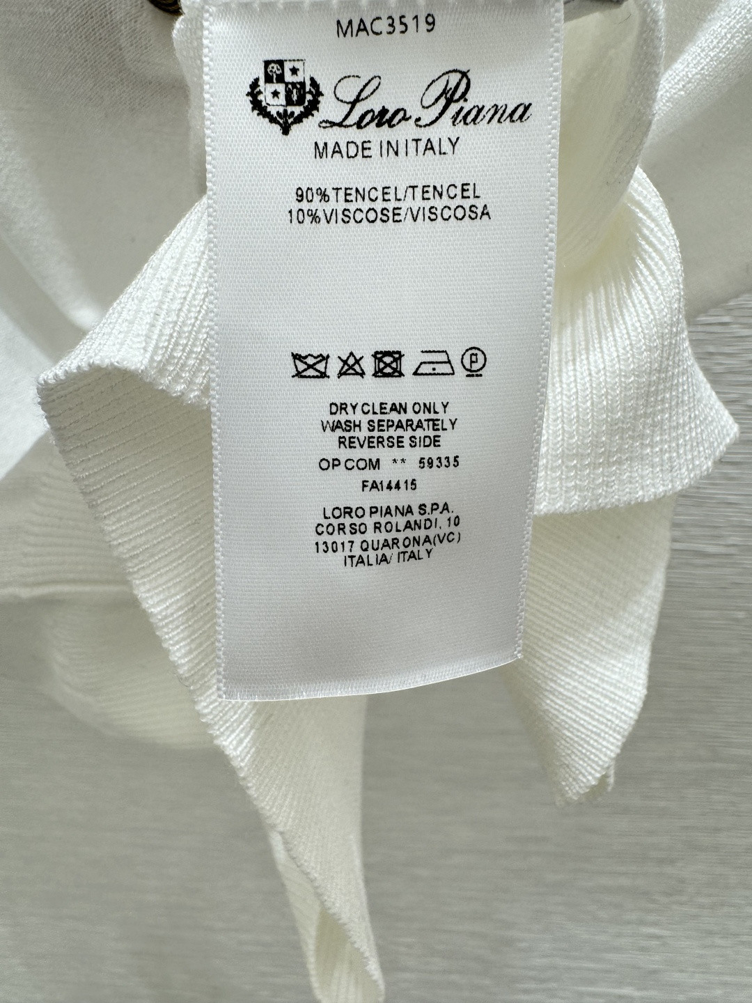 Prada LP家 春夏新款 纯色翻领简约针织短袖