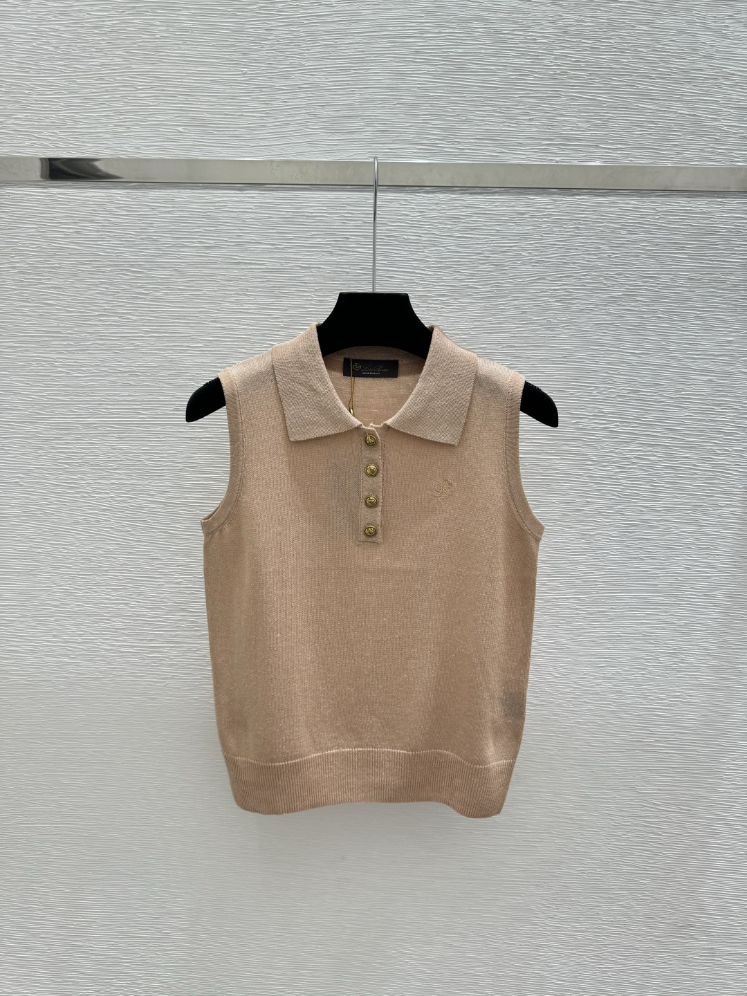 Prada LP家 春夏新款 纯色翻领简约针织背心