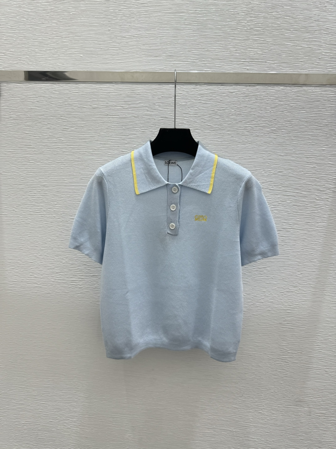 🆕LO家🆕  春夏新款 撞色翻领针织短袖颜色：白色 粉色 蓝色尺码：36.38.40