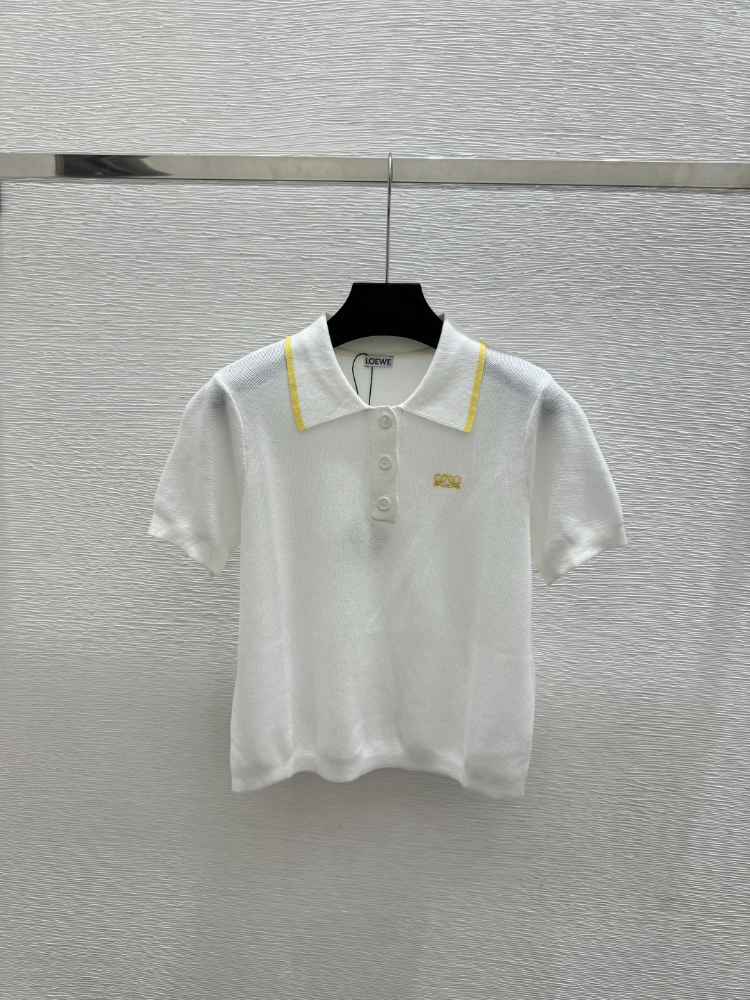 🆕LO家🆕  春夏新款 撞色翻领针织短袖颜色：白色 粉色 蓝色尺码：36.38.40
