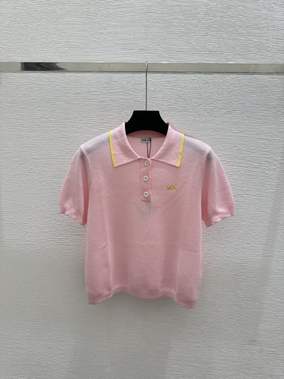 🆕LO家🆕  春夏新款 撞色翻领针织短袖颜色：白色 粉色 蓝色尺码：36.38.40