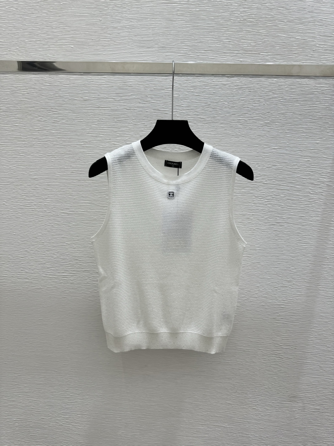 🆕CH家🆕  春夏新款 纯色简约圆领针织背心颜色：白色 黑色尺码：36.38.40