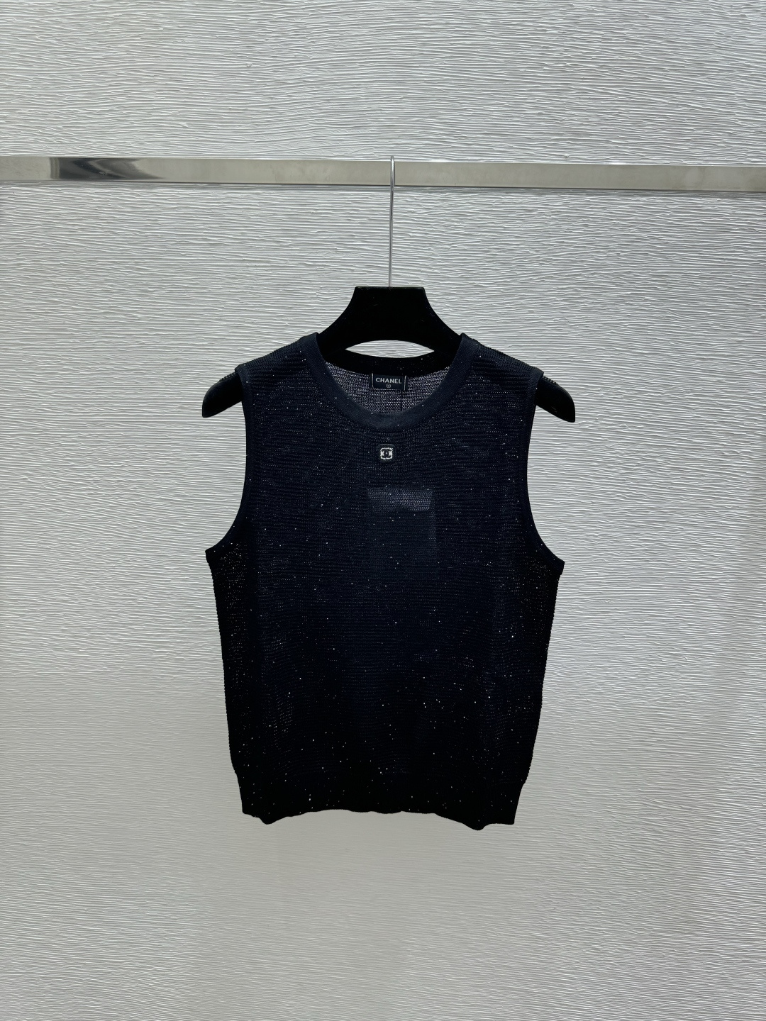 🆕CH家🆕  春夏新款 纯色简约圆领针织背心颜色：白色 黑色尺码：36.38.40