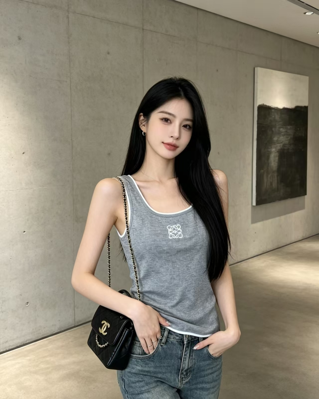 🆕LO家🆕  春夏新款 撞色简约U领针织背心颜色：白色 灰色尺码：36.38.40