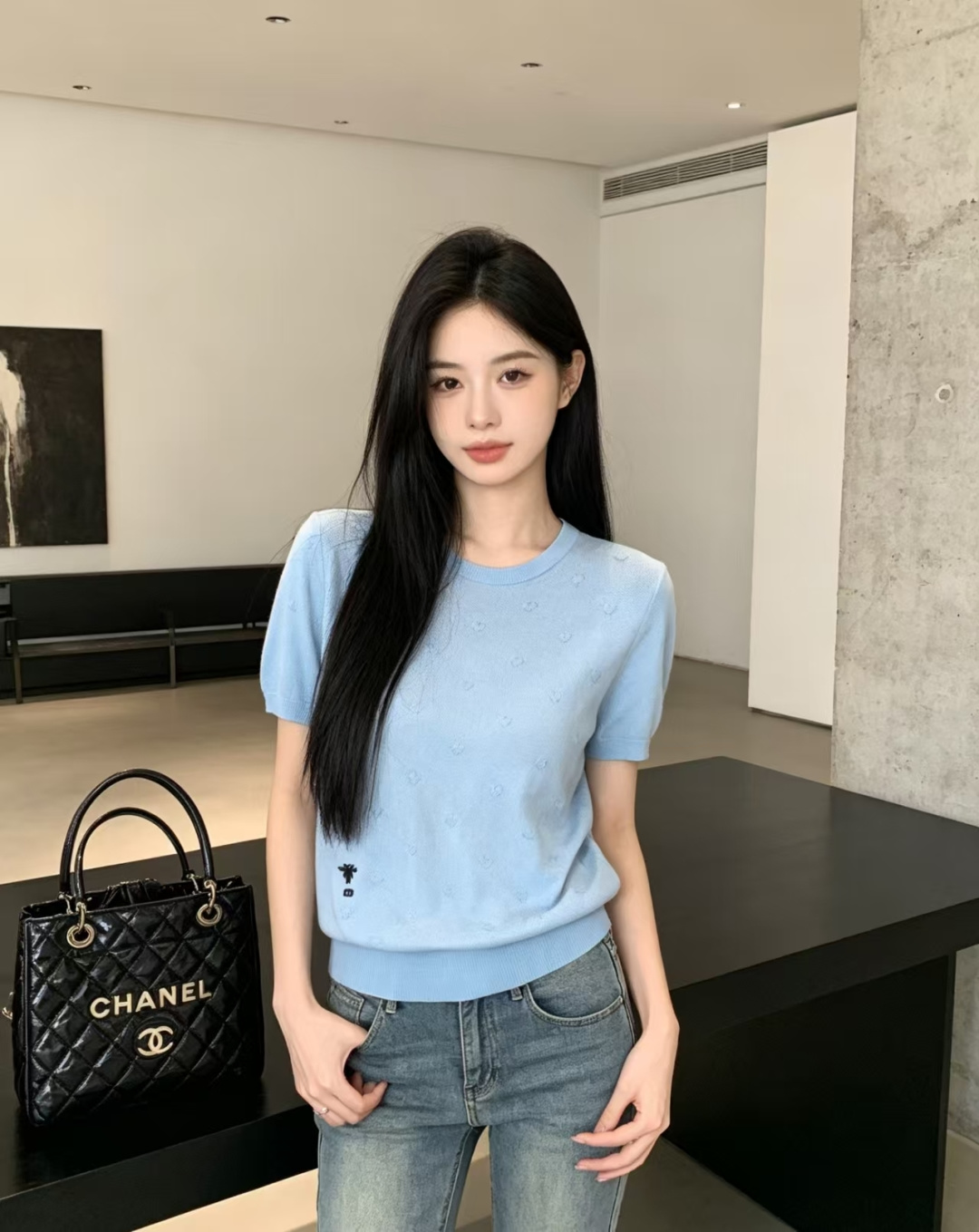 🆕D家🆕  春夏新款 纯色简约圆领针织短袖颜色：白色 粉色 蓝色尺码：36.38.40