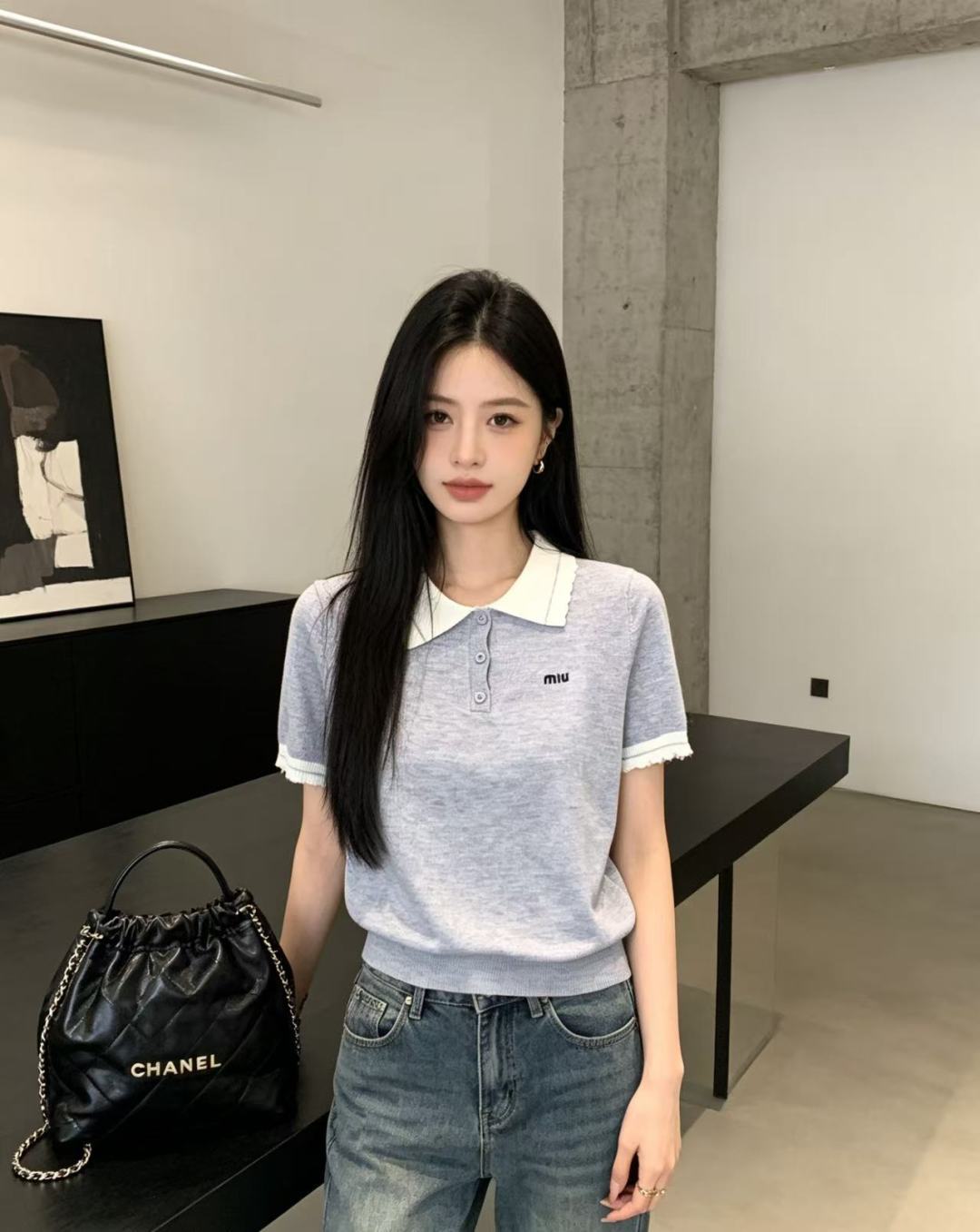 🆕M家🆕  春夏新款 撞色简约翻领针织短袖颜色：白色 灰色 宝蓝尺码：36.38.40