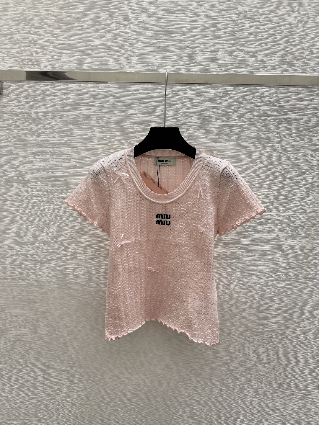 NO:899675,M Home Spring and Summer New Solid Color Round Neck Knitted Short Sleeves Color Pink Size 36.38.40, Miu Miu-clothing, T-shirt,19860909M家 春夏新款 纯色圆领针织短袖 颜色粉色 尺码36.38.40,缪缪-服装,T-shirt,,Women's clothing