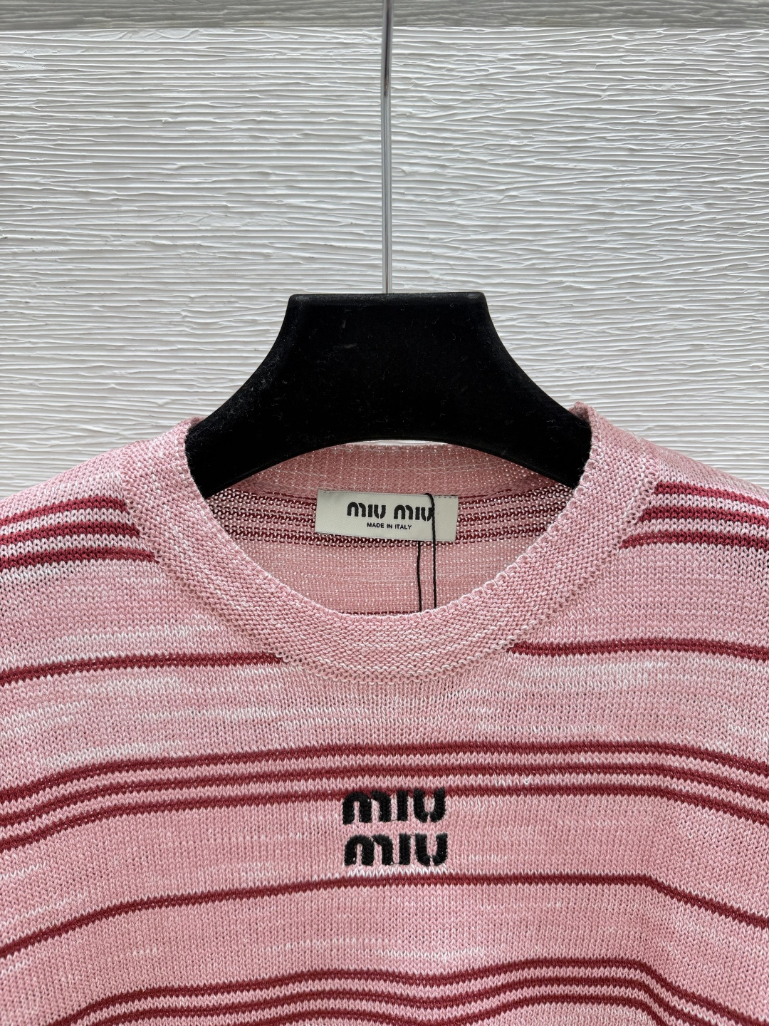 🆕M家🆕  春夏新款 撞色条纹圆领针织短袖颜色：粉色尺码：36.38.40