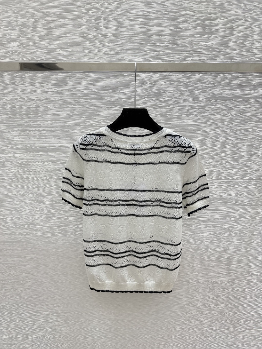 🆕CH家🆕  春夏新款 撞色条纹圆领针织短袖颜色：白色 粉色 蓝色尺码：36.38.40