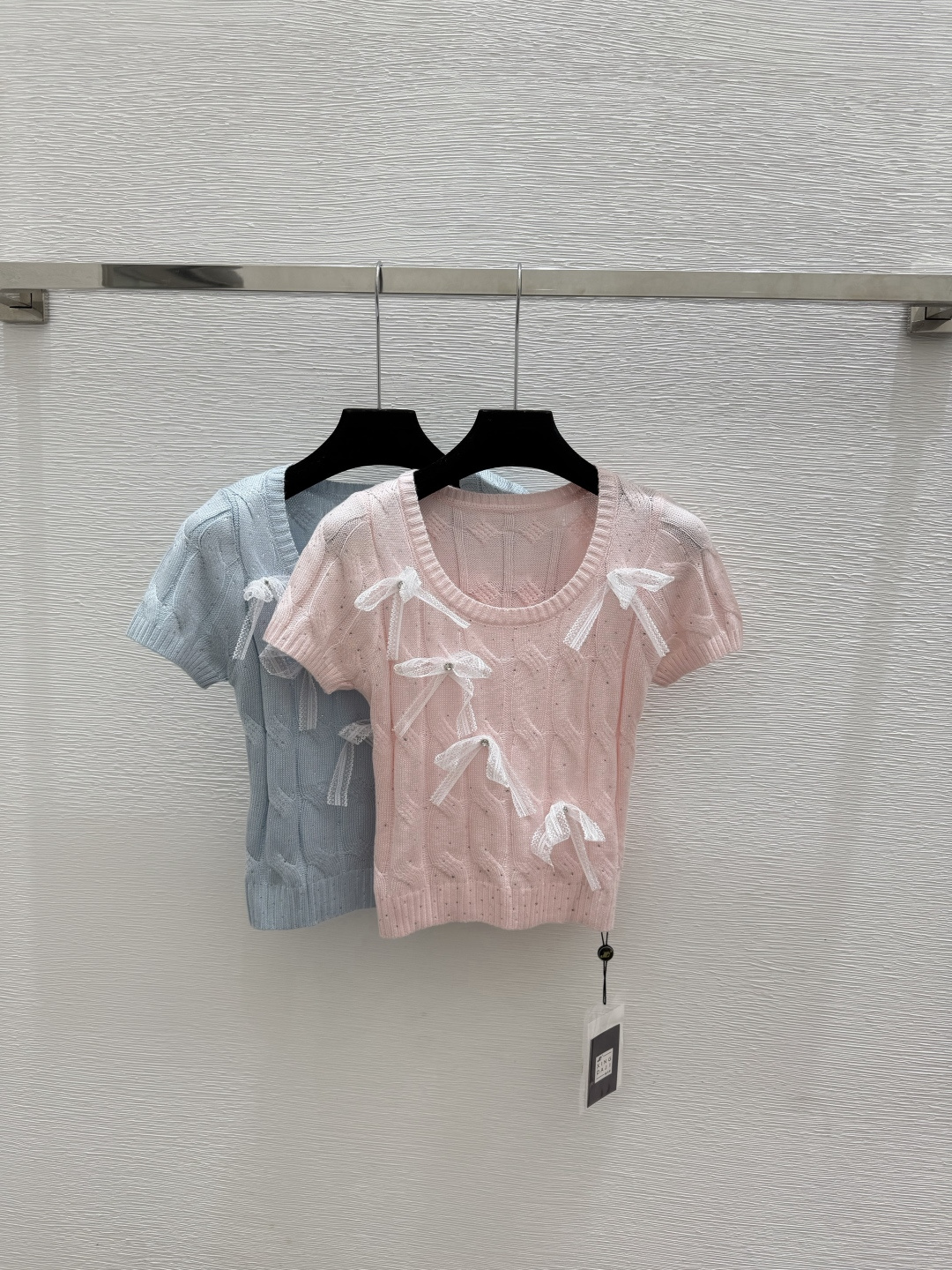 🆕CH家🆕  春夏新款 撞色蝴蝶结圆领针织短袖颜色：粉色 蓝色尺码：36.38.40