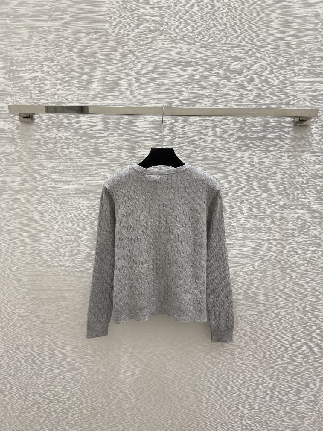 🆕M家🆕  春夏新款 纯色简约圆领针织长袖开衫颜色：白色 灰色尺码：36.38.40