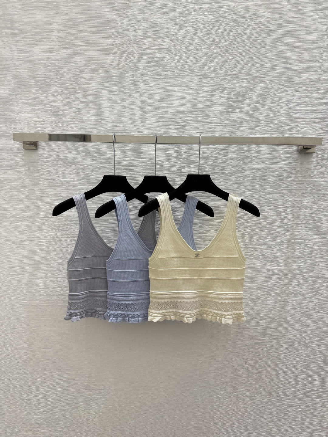 🆕CH家🆕  春夏新款 纯色简约针织套装颜色：杏色 蓝色 紫色尺码：36.38.40