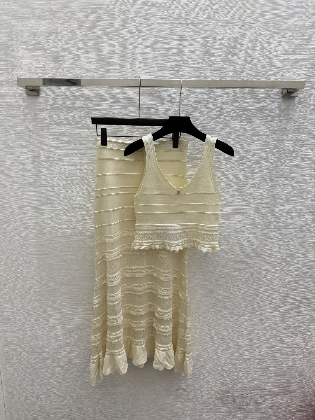 🆕CH家🆕  春夏新款 纯色简约针织套装颜色：杏色 蓝色 紫色尺码：36.38.40