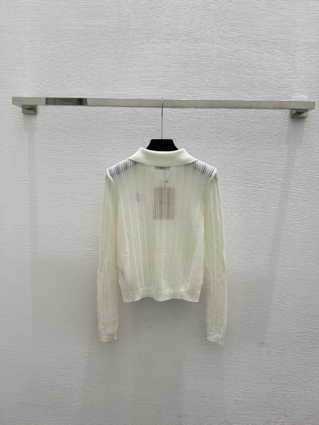 🆕M家🆕  春夏新款 纯色翻领针织长袖开衫颜色：杏色 灰色尺码：36.38.40