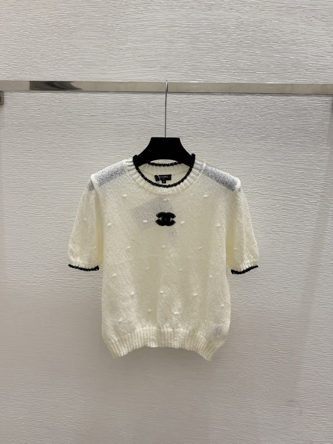 🆕CH家🆕  春夏新款 撞色简约圆领针织短袖颜色：杏色 蓝色尺码：36.38.40