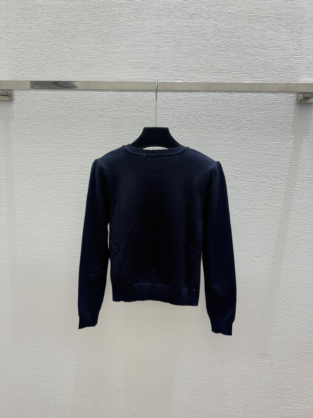 🆕M家🆕  春夏新款 撞色花卉菱格圆领针织长袖颜色：灰色 宝蓝尺码：36.38.40