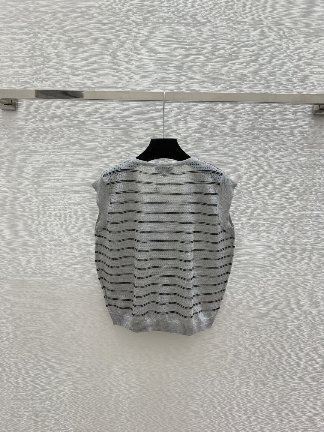 🆕CH家🆕  春夏新款 撞色条纹假两件针织背心颜色：灰色 宝蓝尺码：36.38.40