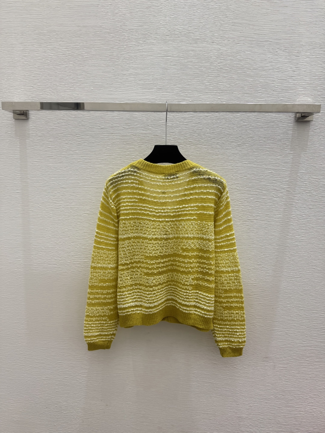 🆕CH家🆕  春夏新款 纯色简约V领针织长袖开衫颜色：黄色 灰色尺码：36.38.40