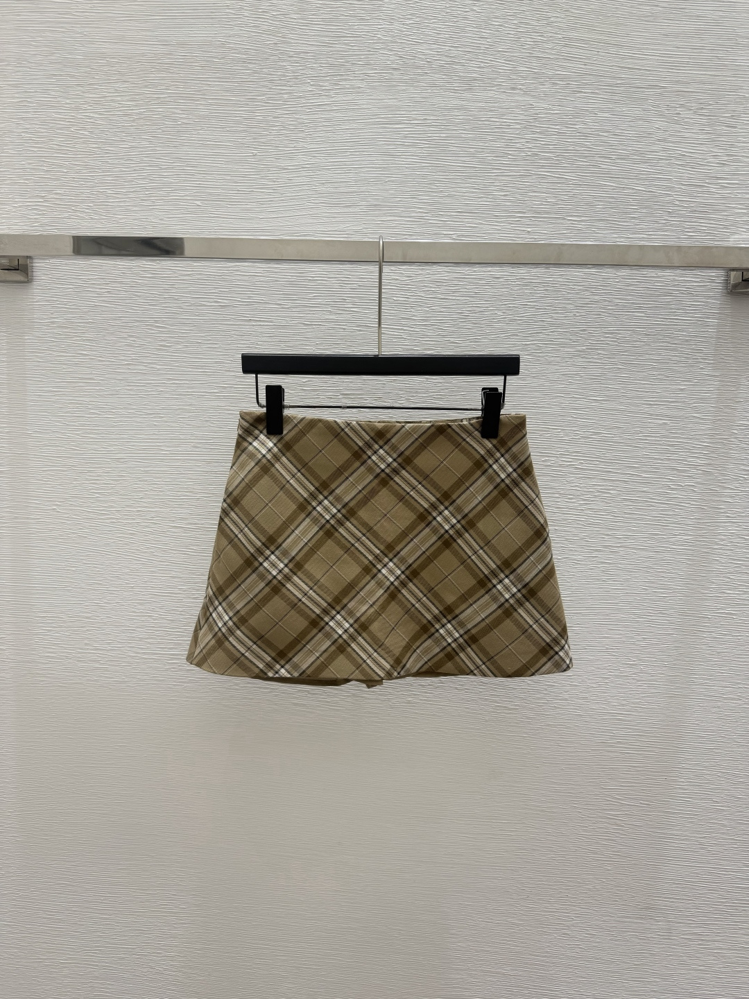 🆕BU家🆕  春夏新款 撞色菱格简约半裙颜色：卡其尺码：36.38.40