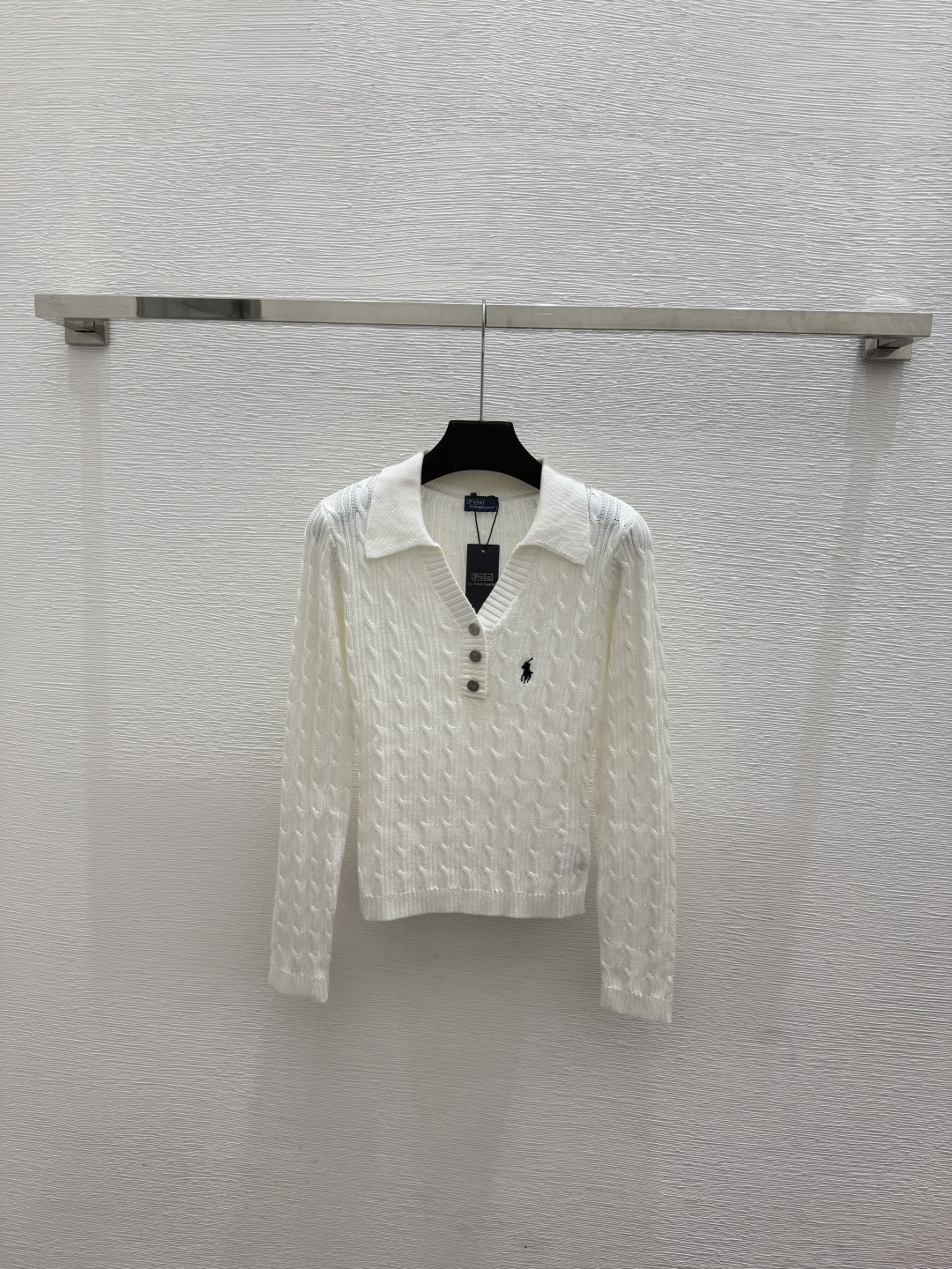 🆕PO家🆕  春夏新款 纯色翻领针织长袖颜色：白色 宝蓝尺码：36.38.40