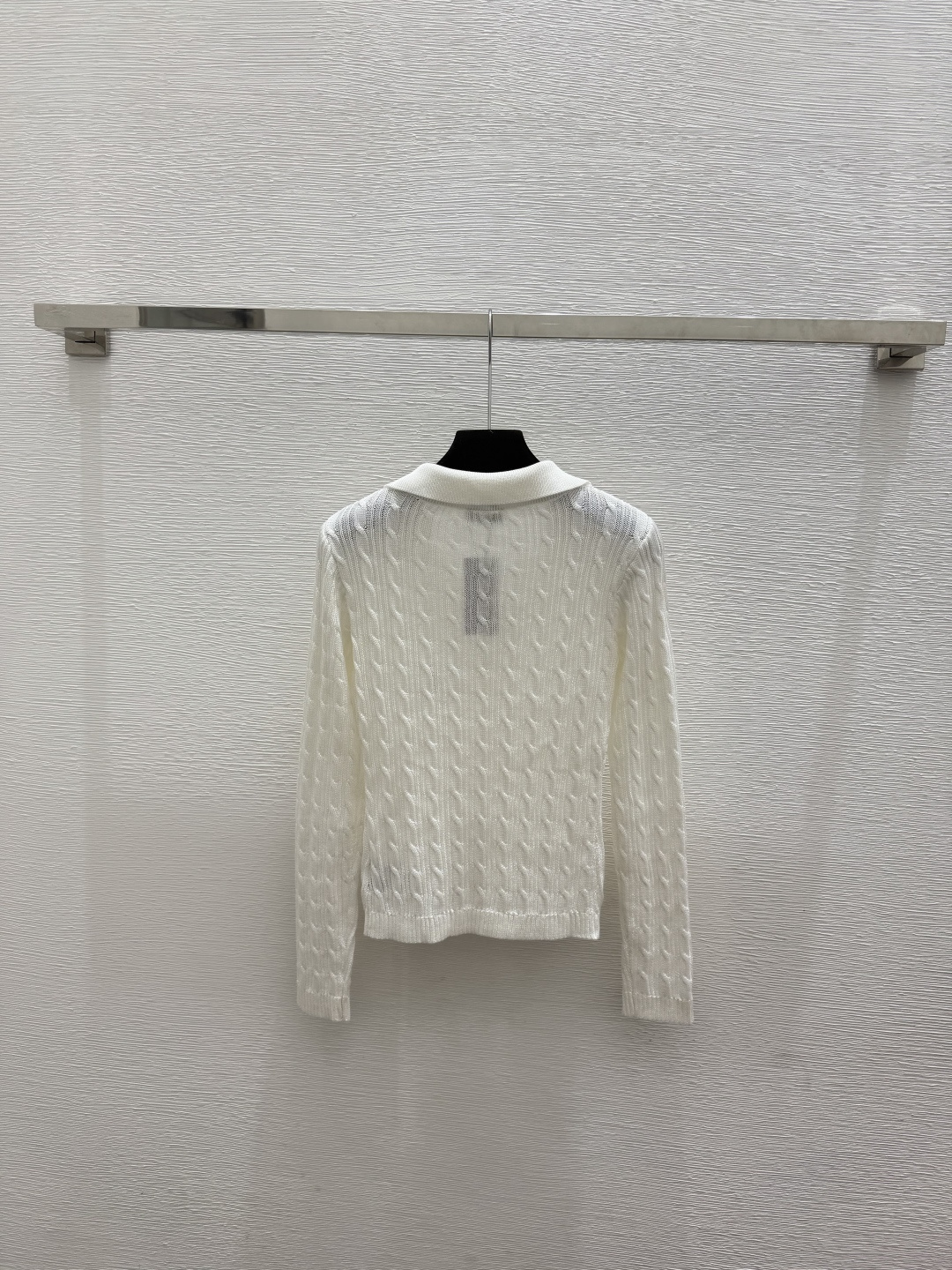 🆕PO家🆕  春夏新款 纯色翻领针织长袖颜色：白色 宝蓝尺码：36.38.40