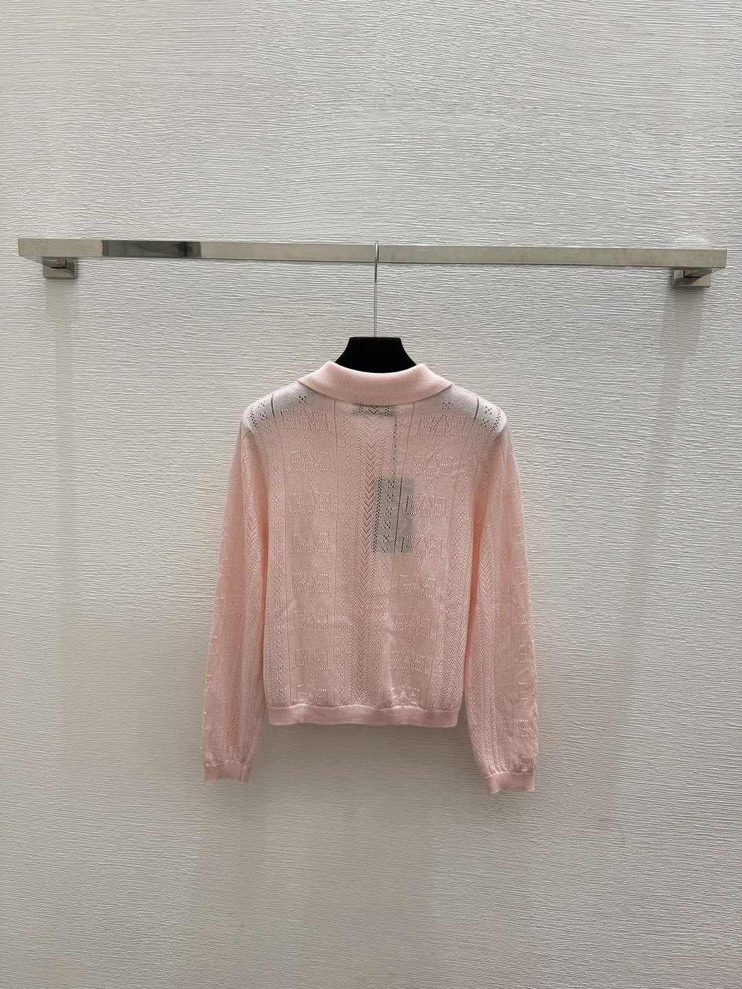 🆕G家🆕  春夏新款 纯色简约翻领针织长袖开衫颜色：白色 粉色尺码：36.38.40
