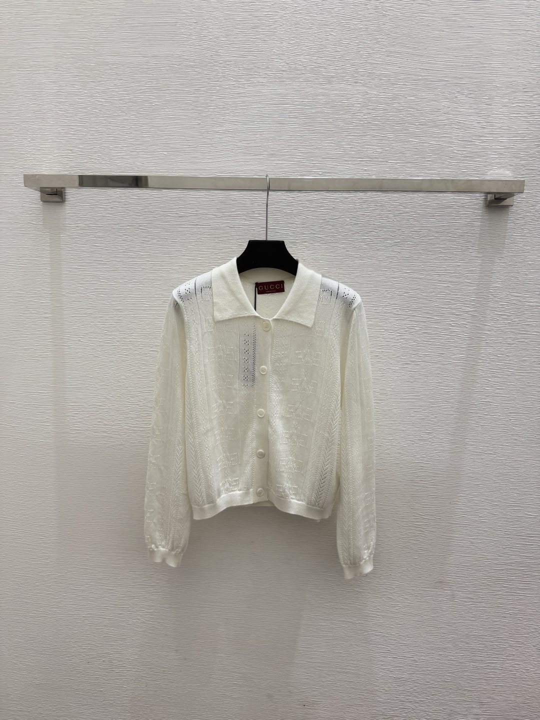 🆕G家🆕  春夏新款 纯色简约翻领针织长袖开衫颜色：白色 粉色尺码：36.38.40