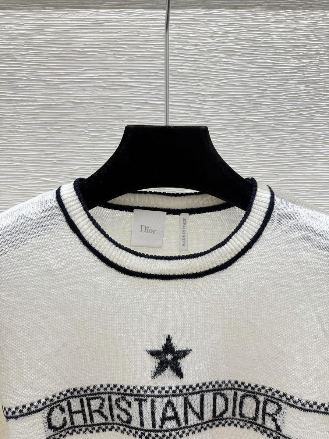 🆕D家🆕  春夏新款 撞色五角星字母圆领针织长袖颜色：白色 宝蓝尺码：36.38.40