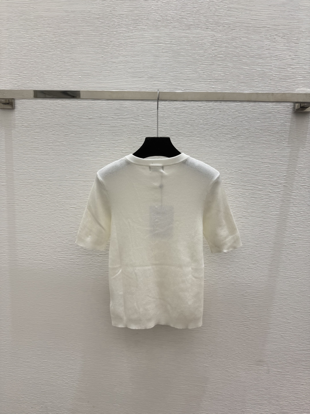 🆕CH家🆕  春夏新款 纯色简约圆领针织短袖颜色：白色 黑色尺码：36.38.40