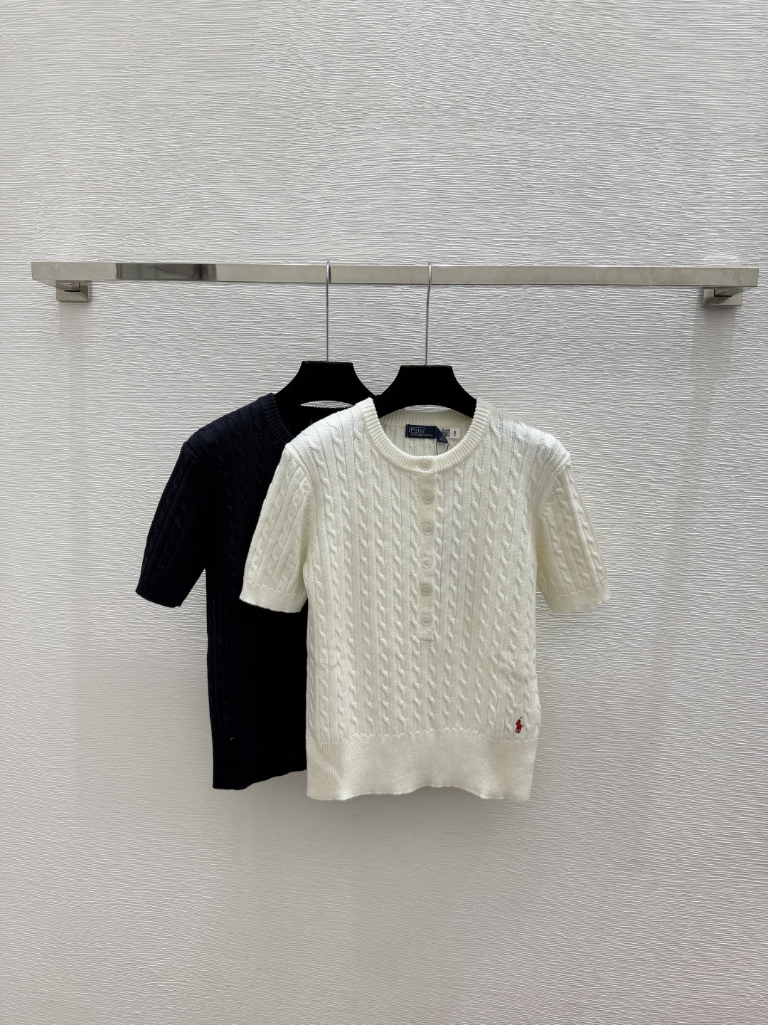 🆕PO家🆕  春夏新款 纯色简约圆领针织短袖颜色：白色 宝蓝尺码：36.38.40
