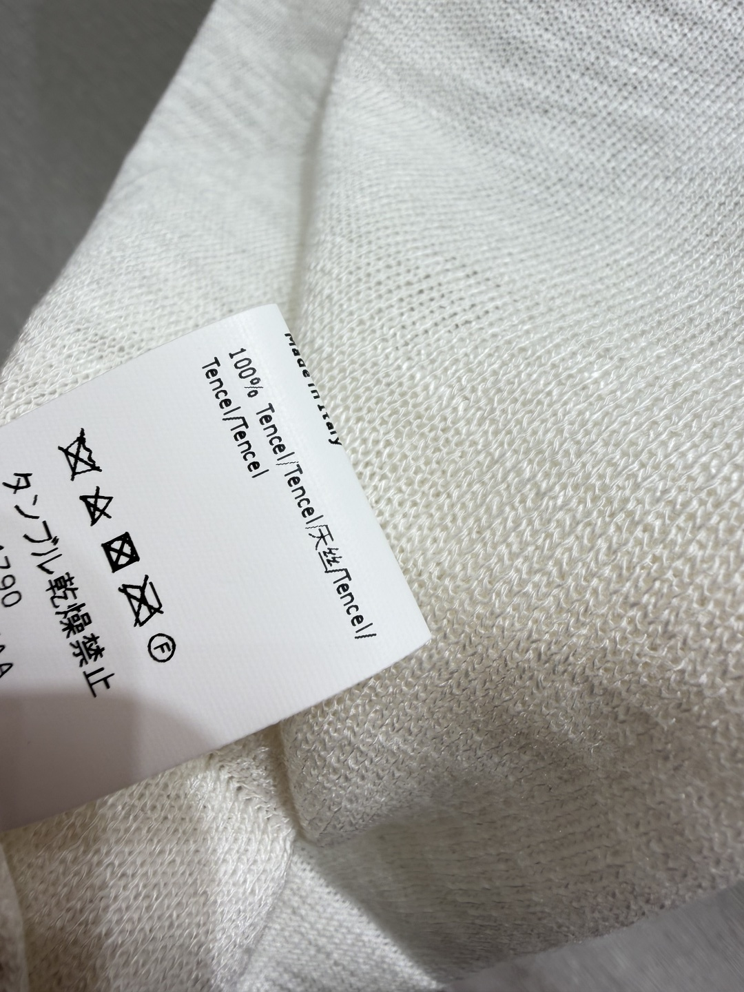 🆕LO家🆕  春夏新款 撞色简约翻领针织短袖颜色：白色 宝蓝尺码：36.38.40