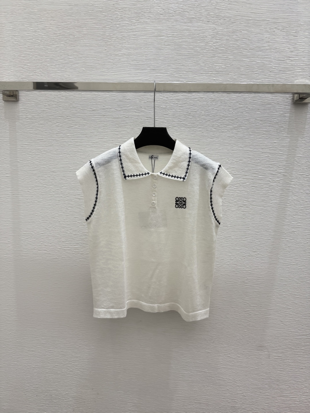 🆕LO家🆕  春夏新款 撞色简约翻领针织短袖颜色：白色 宝蓝尺码：36.38.40