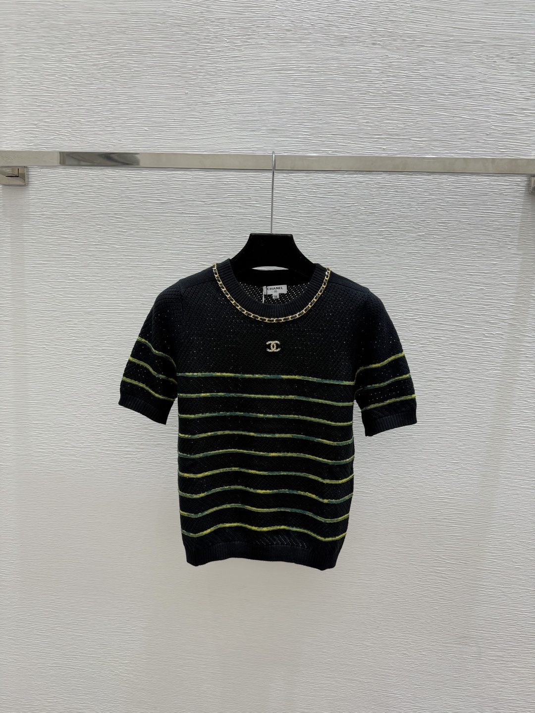 🆕CH家🆕  春夏新款 撞色条纹圆领针织短袖颜色：白色 黑色尺码：36.38.40