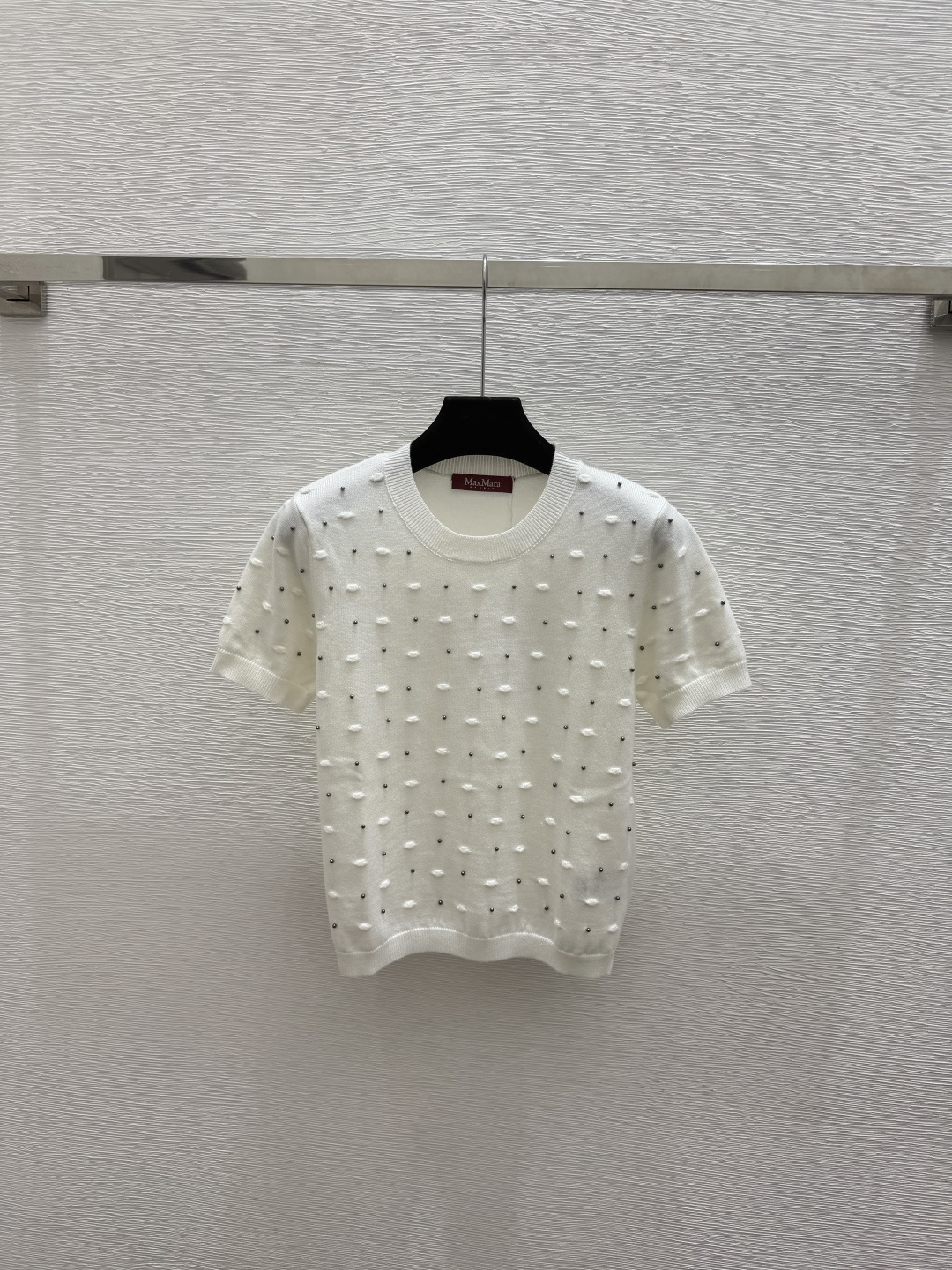 🆕Max家🆕  春夏新款 纯色重工钉珠圆领针织短袖颜色：白色 粉色 卡其尺码：36.38.40