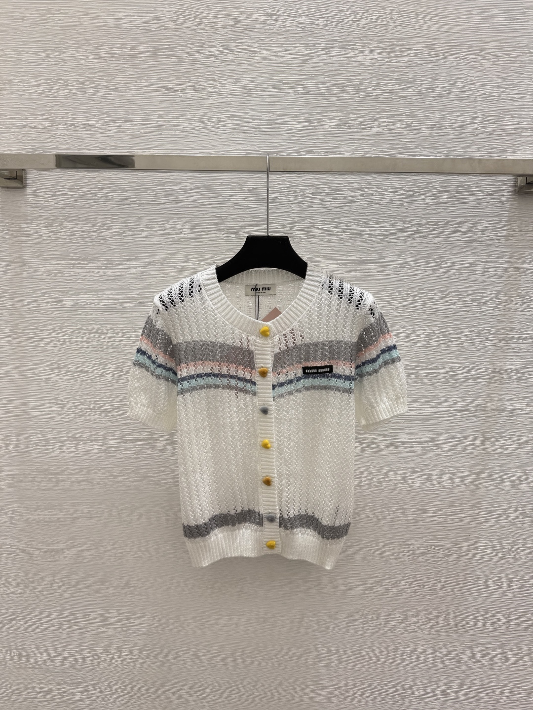 🆕M家🆕  春夏新款 撞色条纹圆领针织短袖开衫颜色：白色尺码：36.38.40