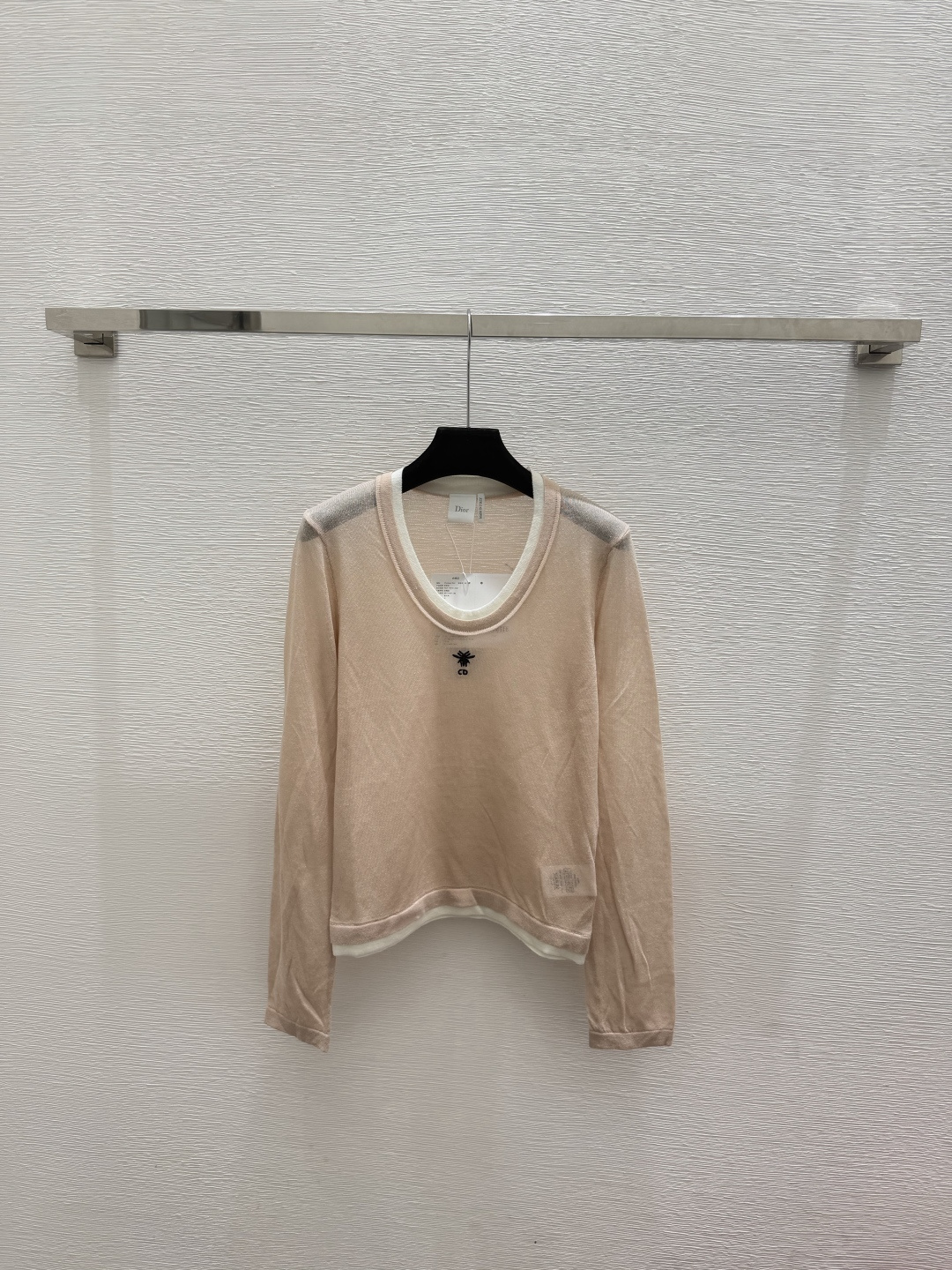 🆕D家🆕  春夏新款 撞色假两件圆领针织长袖颜色：白色 粉色 灰色尺码：36.38.40