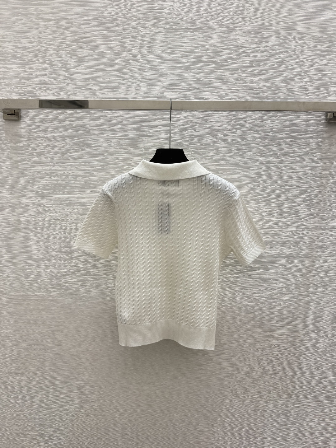 🆕PO家🆕  春夏新款 纯色简约翻领针织短袖颜色：白色 粉色尺码：36.38.40