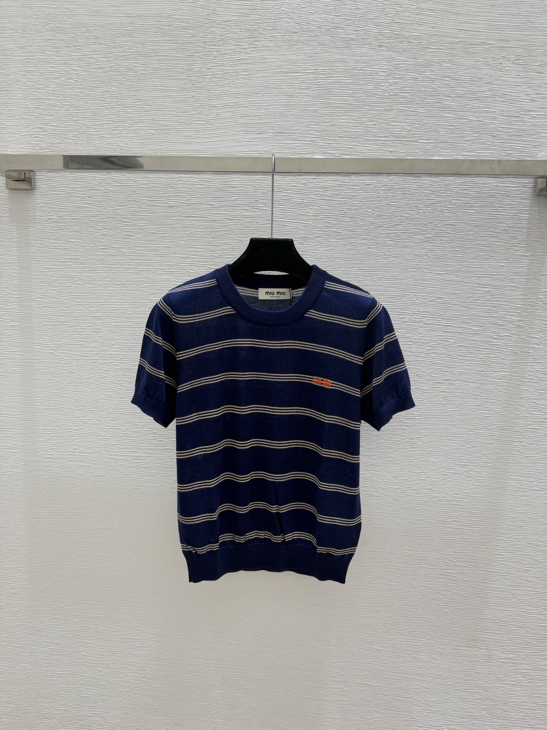 🆕M家🆕  春夏新款 撞色条纹圆领针织短袖颜色：白色 粉色 宝蓝尺码：36.38.40