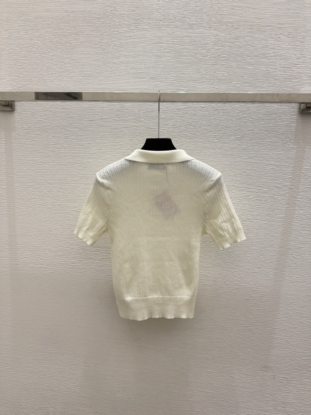 🆕M家🆕  春夏新款 纯色简约翻领针织短袖颜色：白色 灰色尺码：36.38.40