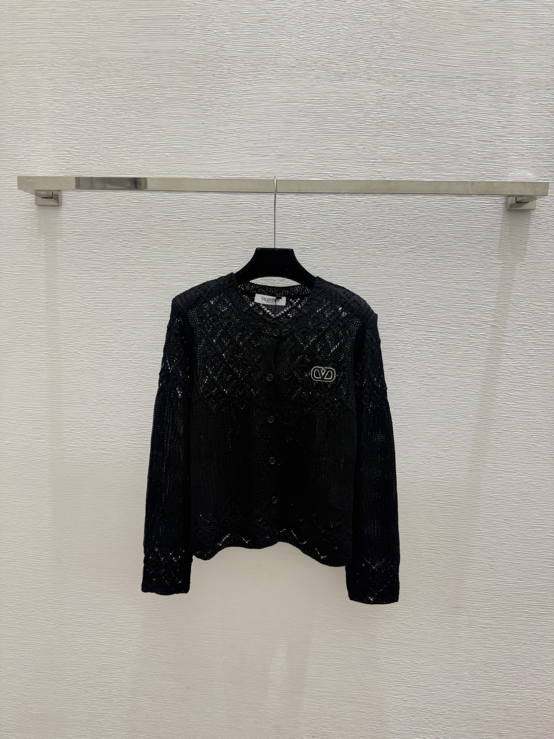 🆕VA家🆕  春夏新款 纯色简约圆领针织长袖开衫颜色：白色 黑色尺码：36.38.40