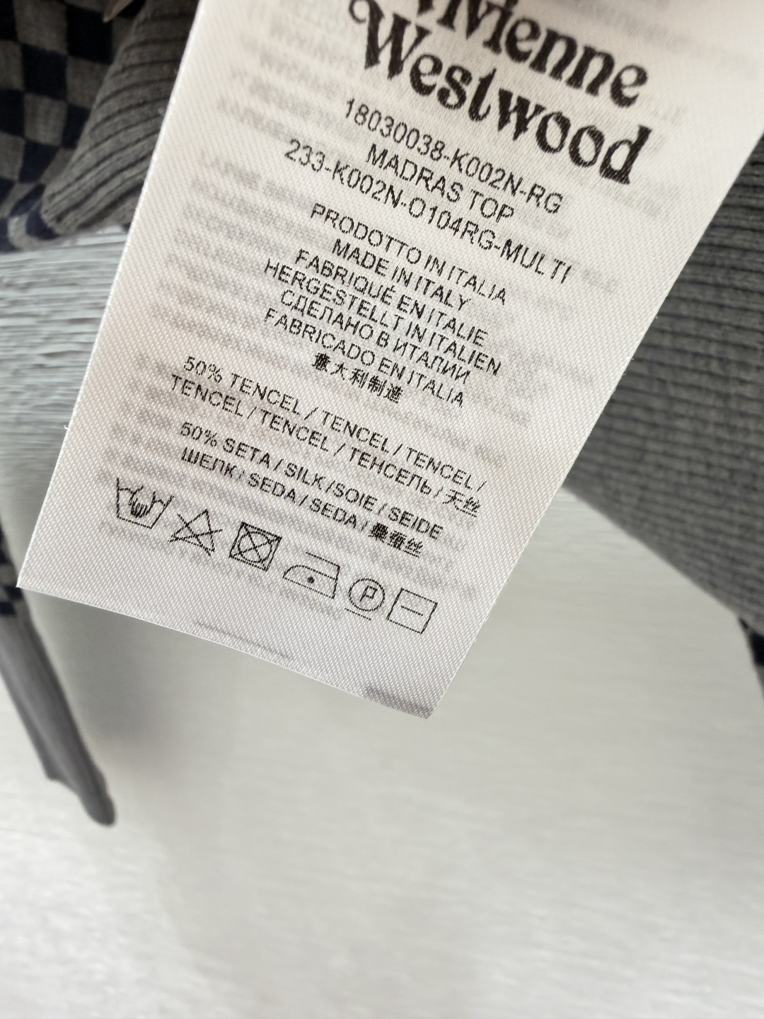 🆕VI家🆕  早秋新款  撞色格子圆领针织长袖开衫 颜色：灰色 尺码：36.38.40